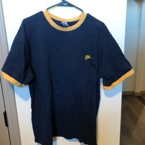 Vintage Nike tee. Size XL